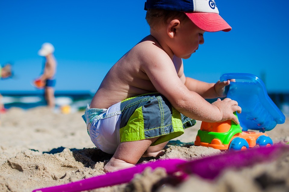 Niño en la playa